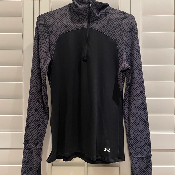 Women’s black and grey UnderArmour 3/4 zip up - Picture 1 of 3